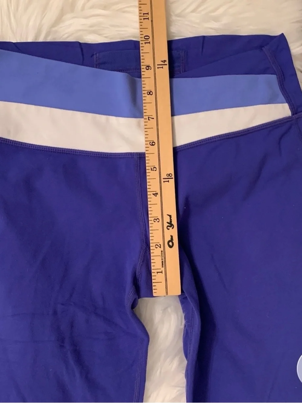 Lululemon Clam Digger Long Shorts S 6 Royal Blue Purple White Inside Back Pocket